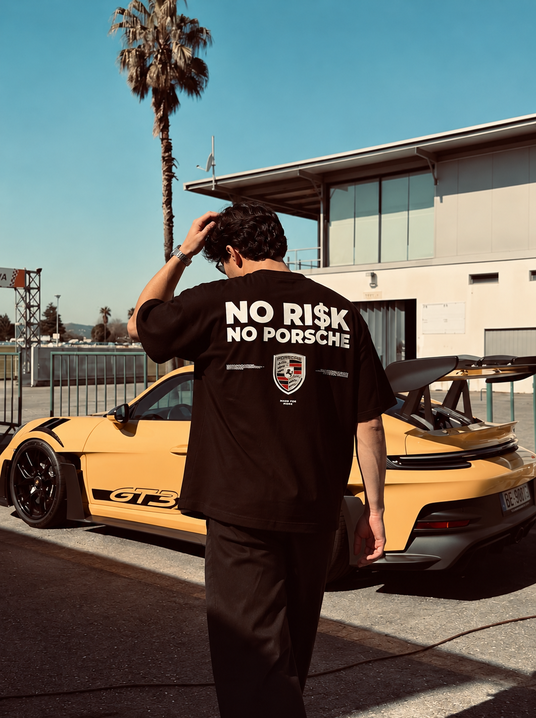NO RISK, NO PORSCHE — Oversized Tee